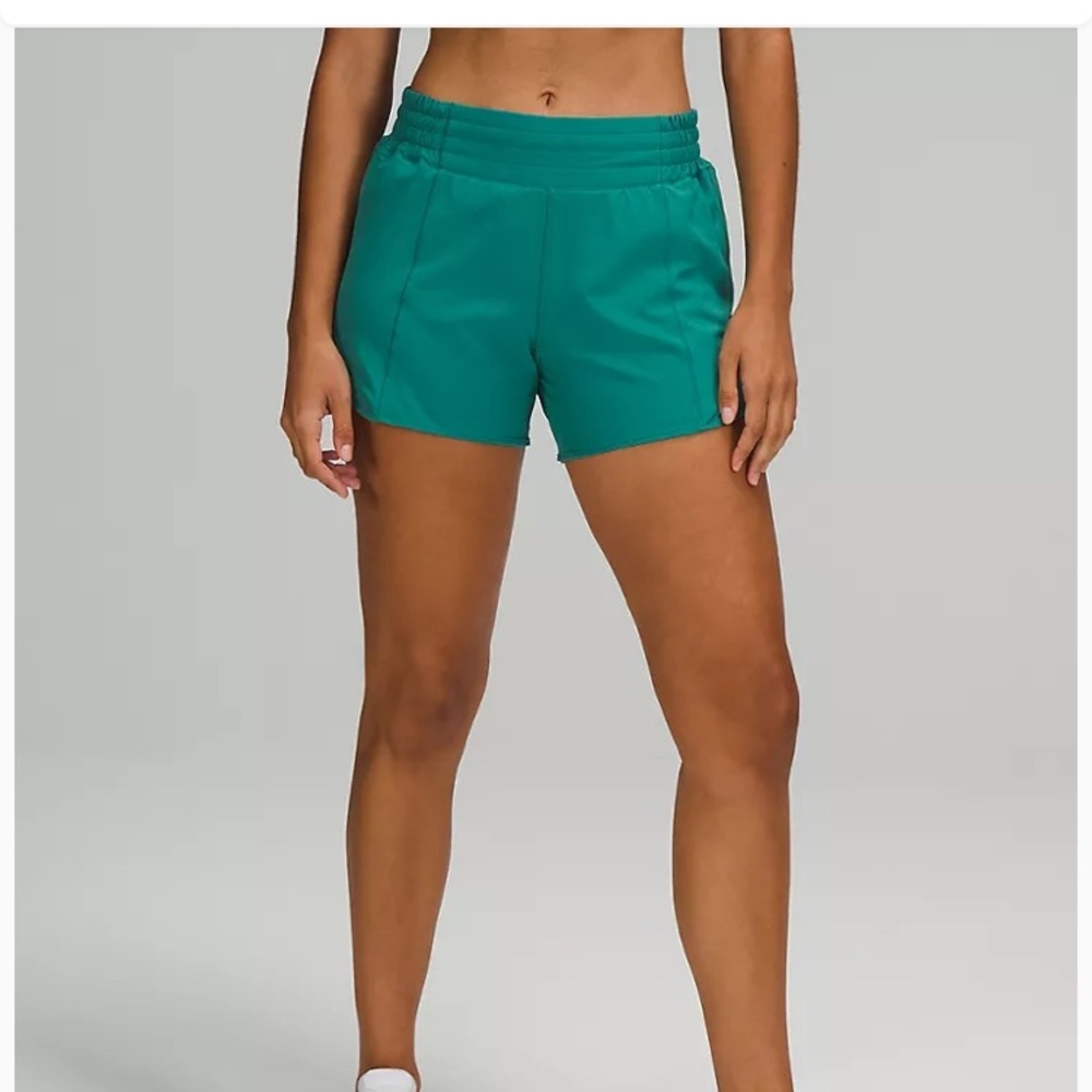 Lululemon Hotty Hot High-Rise Short 4"